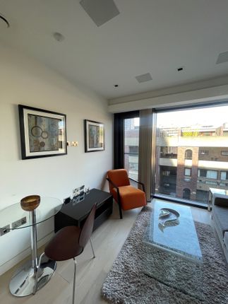 Roman House, London photo 3