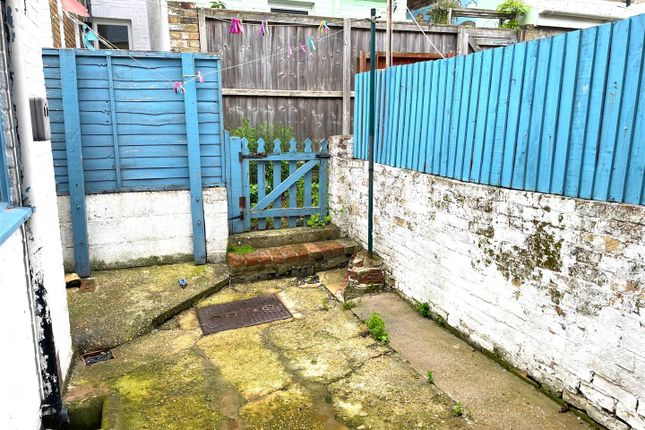 3, George Street, Sandown photo 2