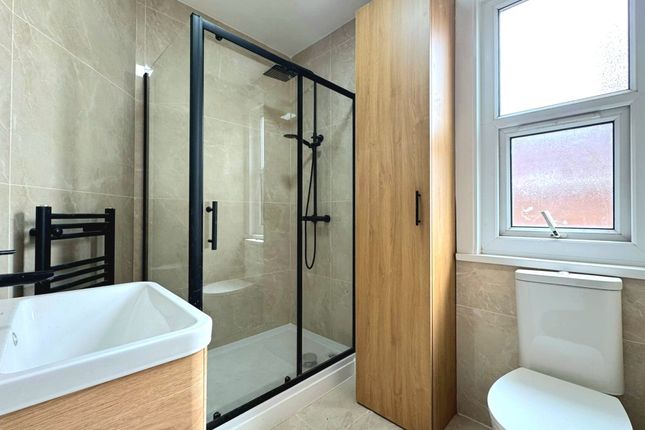 53B, Wolseley Road, Harrow photo 2