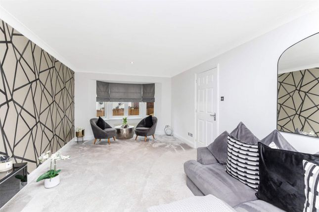 Detached house for sale in Pitlochry Place, West Craigs, Glasgow, South Lanarkshire
