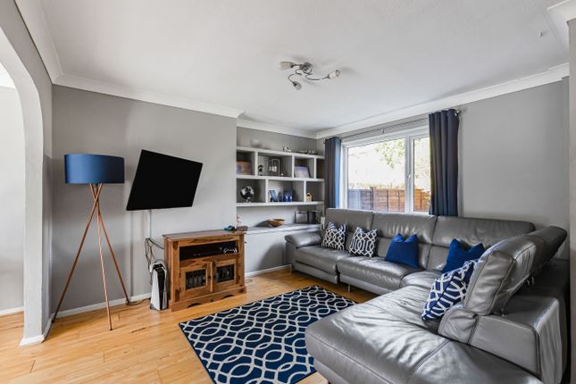 78, Harwood Hill, Welwyn Garden City photo 4