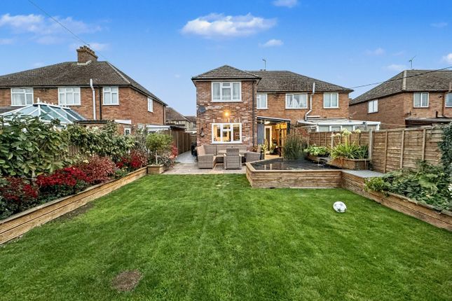14, Highfield Road, Stowmarket photo 2