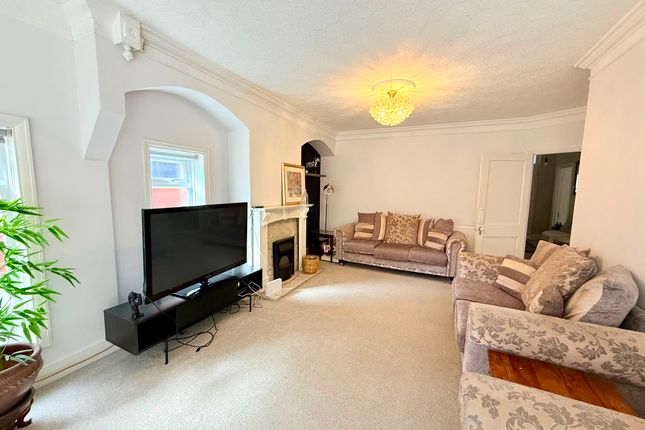 874 Foxhall Road, Ipswich photo 5