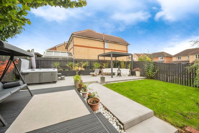 46, Lindsey Drive, SCUNTHORPE photo 4