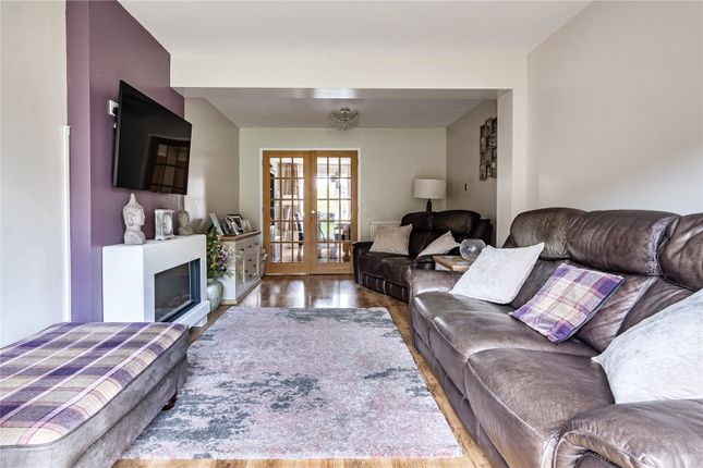 Stratton Heights, Cirencester photo 3