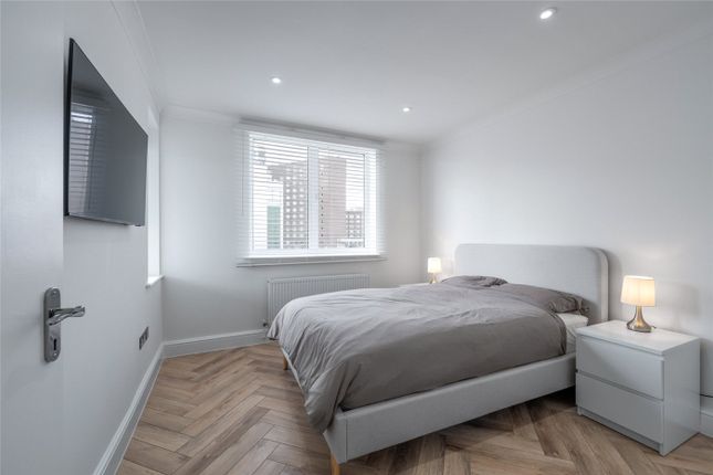 Flat 31,, Regent Court, London photo 2