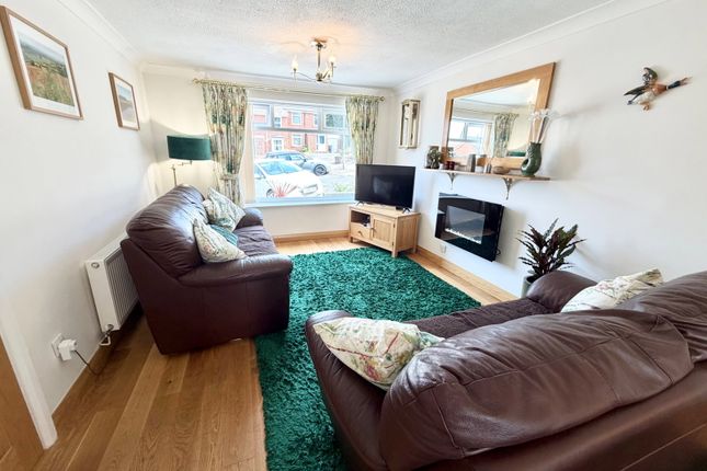 9, Stanhoe Close, Brierley Hill photo 3