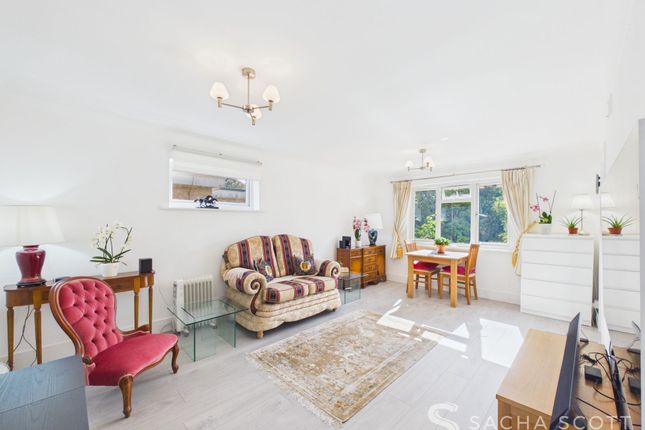 16 St. Annes Court Stanley Road, Sutton photo 2