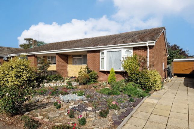 2-bed bungalow on Cliston Avenue, Exmouth, £285,000