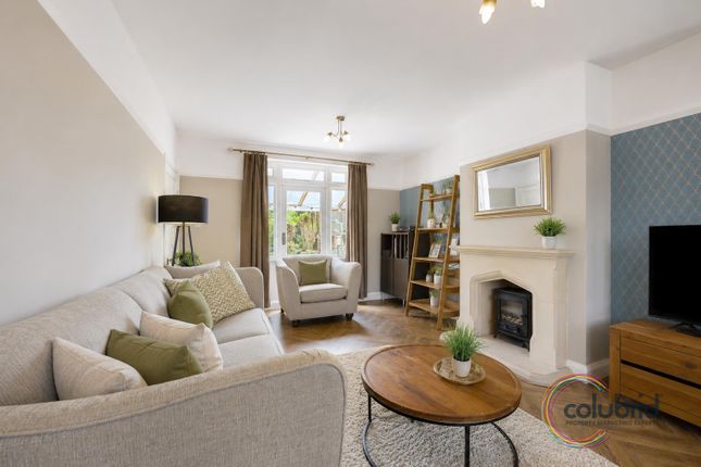 52, King Edward Drive, Grays photo 2