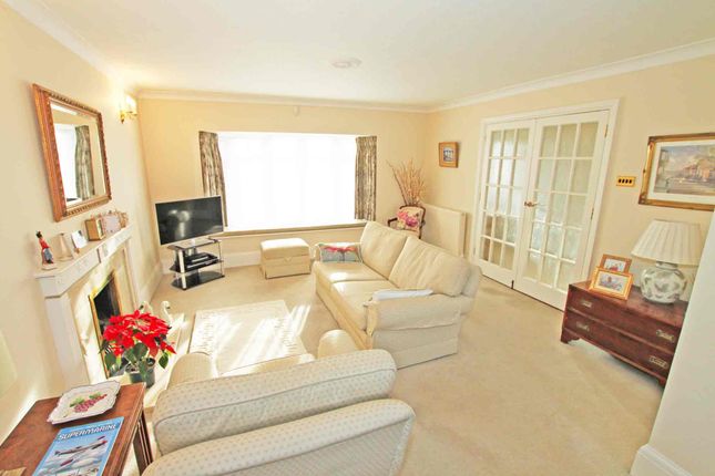 Detached house to rent in Falmouth Gardens, Newmarket