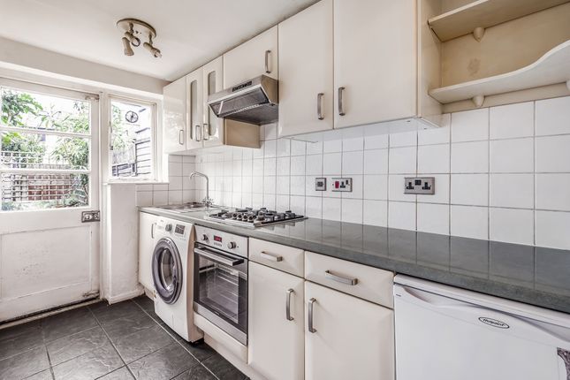 16, Coverton Road, London photo 2