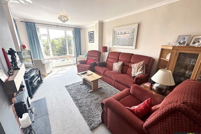 11, Ambleside, Weymouth photo 3
