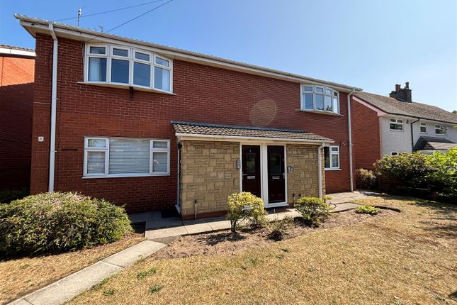 Flat 4 Ranslett Court, Church Road, Formby photo 2
