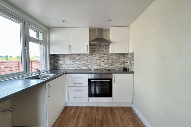 Austin Avenue, Jaywick photo 3