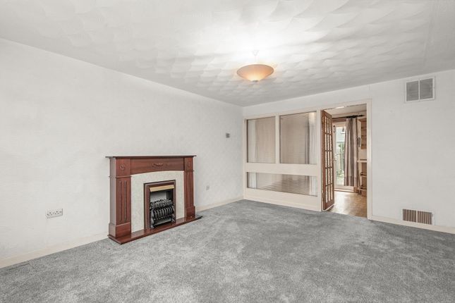 28, Lochbrae, Alloa photo 2