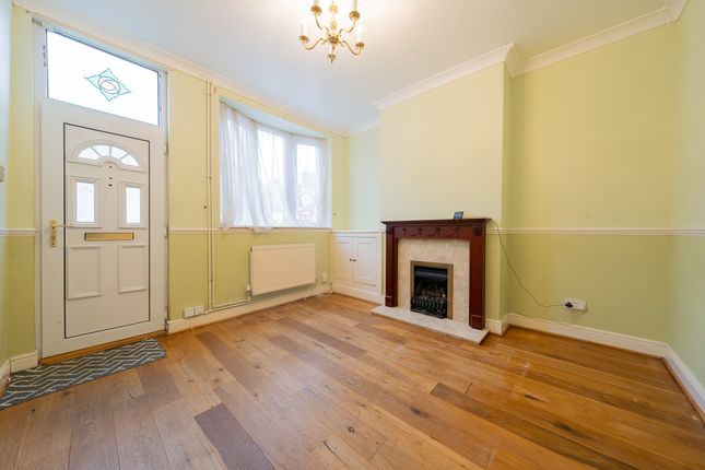 4 Sylvan Street, Leicester photo 2