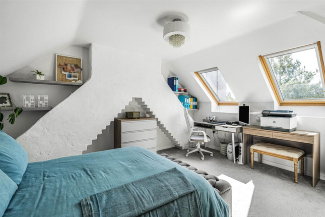 Semi-Detached-House-Acacia-Road-London-W3, Acacia Road, Acton photo 2