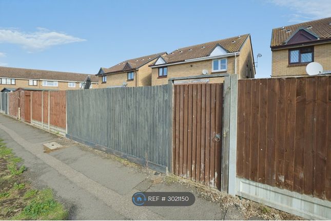 Dewey Path, Hornchurch photo 5