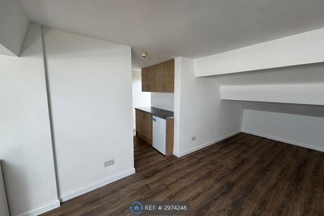 Wetherby Road, Leeds photo 2