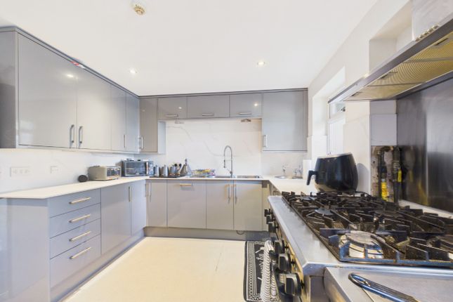 55 Hull Road, Withernsea, East Riding Of Yorkshire photo 4