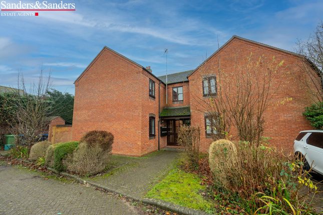 11 Bryan Mews, Alcester photo 2