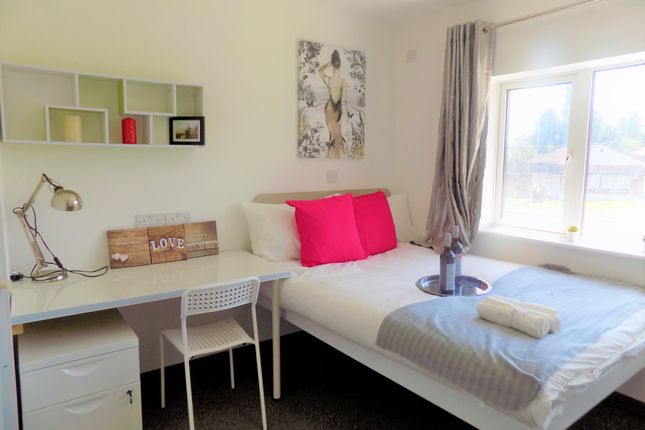 Room to rent in Mayors Croft, Coventry