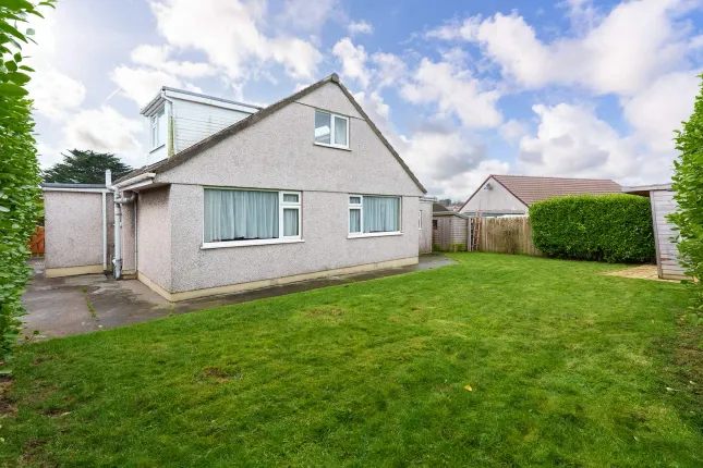 21, Furman Close, Onchan photo 2