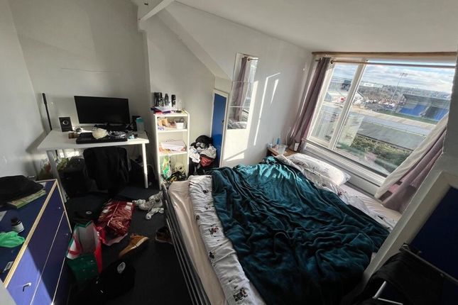 Thumbnail Semi-detached house to rent in Filton Avenue, Bristol