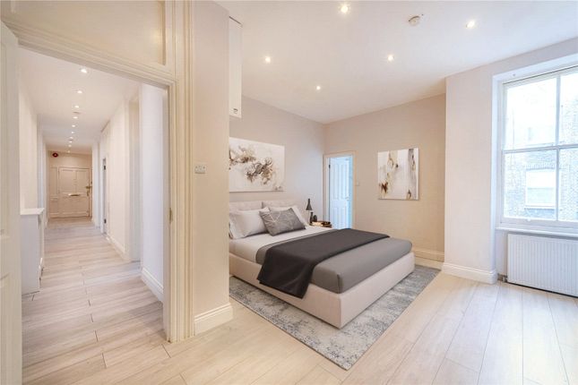 Flat for sale in Cabbell Street, London