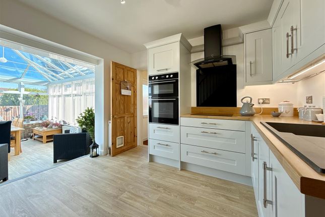 22, Golden Close, Brixham photo 3