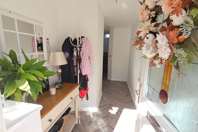 5, Sandycroft Avenue, Manchester photo 2