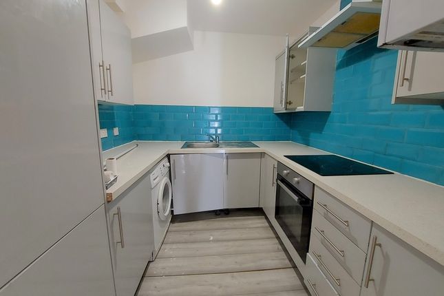 Thumbnail Property to rent in Woburn Avenue, Elm Park, Hornchurch
