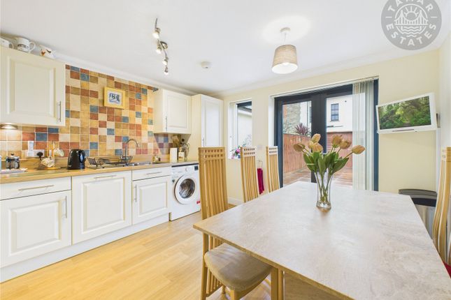2, Lamellion Court, Cornwall photo 4