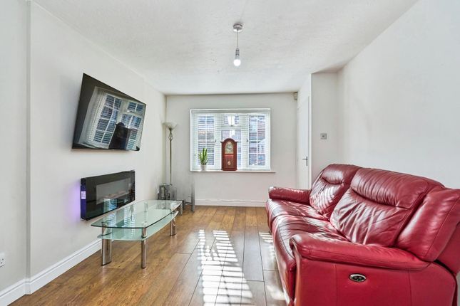 7, Tanacetum Drive, West Midlands photo 2