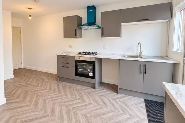 64 Brodick Road, Kirkcaldy photo 4
