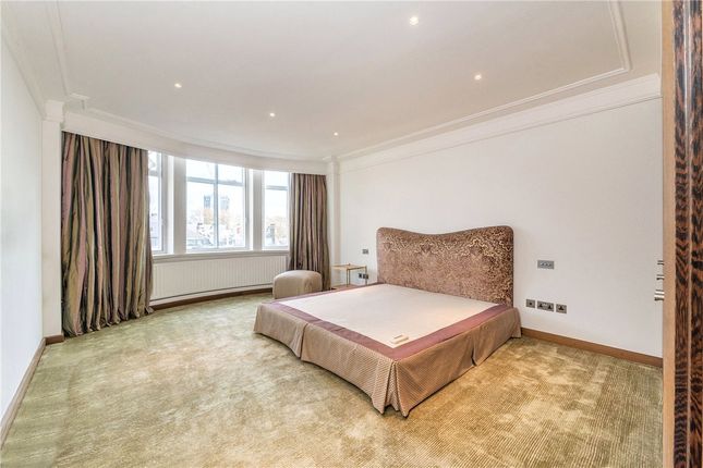 Flat to rent in Grosvenor Square, Mayfair, London