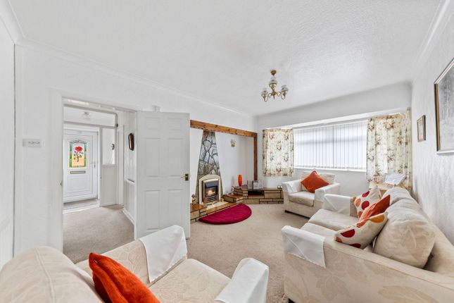 8 Thorn Road, Warrington photo 4