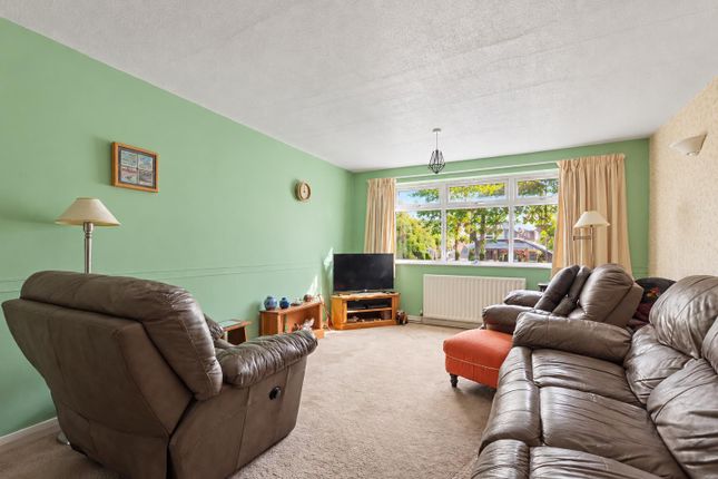 36, Lime Grove, Derbyshire photo 2