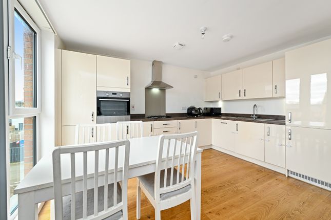 10/6, Barnie Terrace, Portobello, Edinburgh photo 4