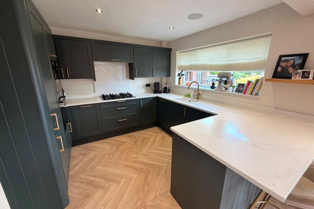 6, Stocks Park Drive, Bolton photo 2