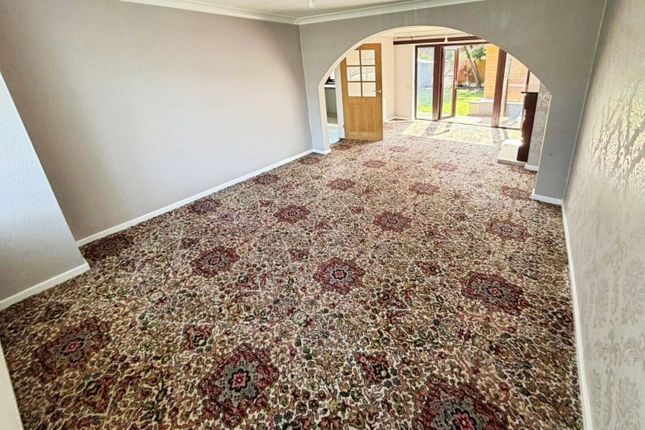 6, Overseal Road, West Midlands photo 3