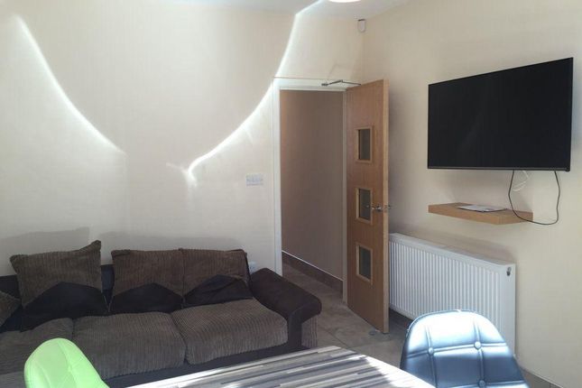 58, Hubert Road, Birmingham photo 4