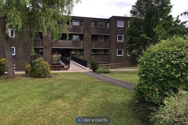 Flat to rent in Nowell Court, Manchester