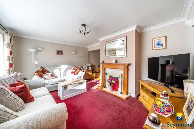 54, Applegarth Avenue, Surrey photo 2