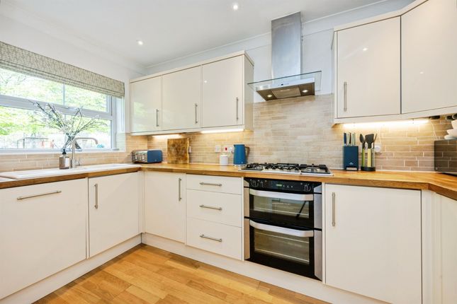 2b, Royal Road, St. Albans photo 3