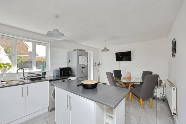 10, Papillon Road, Norfolk photo 4