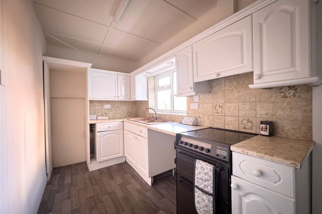 Victoria Terrace, Pelton photo 4