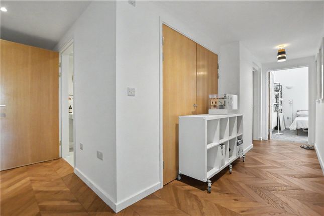 Flat 11, The Wharf,, Coal Orchard, Somerset photo 2