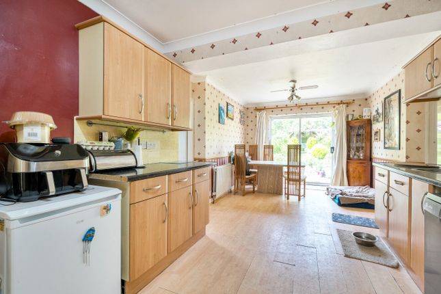 249, Findon Road, Worthing photo 3